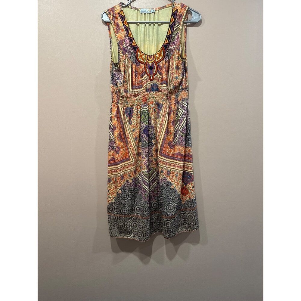 Vintage-Inspired Large Unity Midi Dress With Tribal Print Sleeveless Scoop Neck